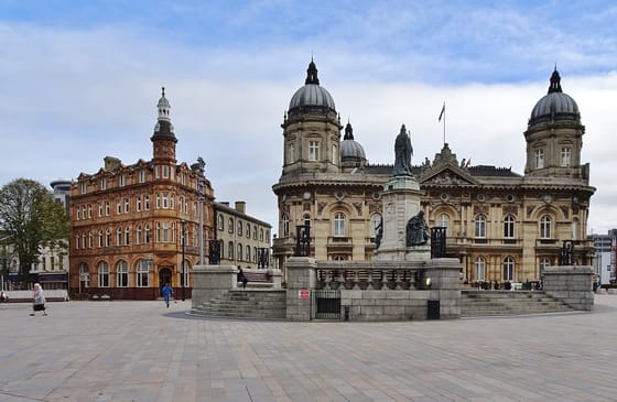 Queen Victoria Square, Hull